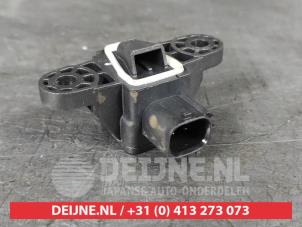 Gebruikte Airbag Sensor Kia Stonic (YB) 1.0i T-GDi 12V Prijs € 20,00 Margeregeling aangeboden door V.Deijne Jap.Auto-onderdelen BV