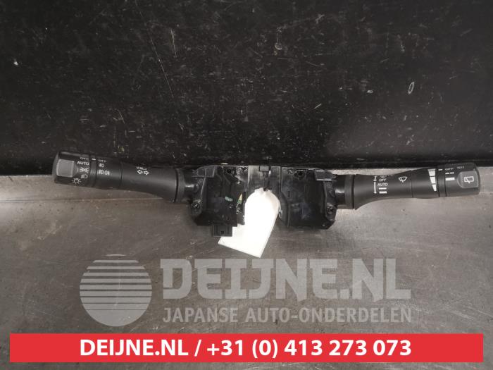 Nissan Leaf Steering column stalk O527393