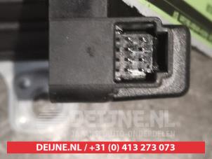 Nissan Leaf Steering angle sensor O527396 photo 3
