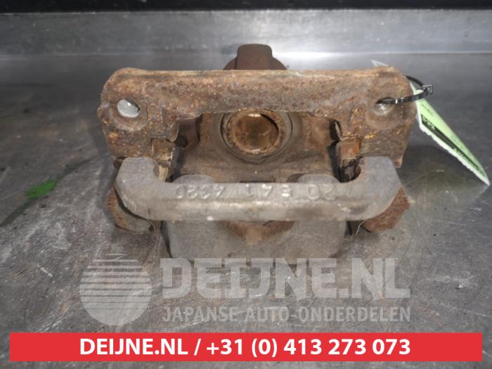 Nissan Leaf Rear brake calliper, left O527400