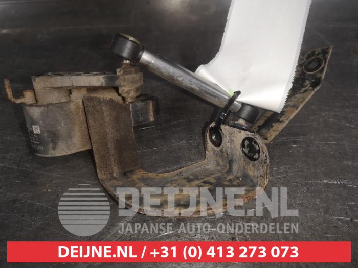 Nissan Leaf Xenon Höhenregler O527419