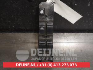 Gebruikte Schakelblok ruiten Mitsubishi Outlander (CU) 2.0 16V 4x2 Prijs € 40,00 Margeregeling aangeboden door V.Deijne Jap.Auto-onderdelen BV