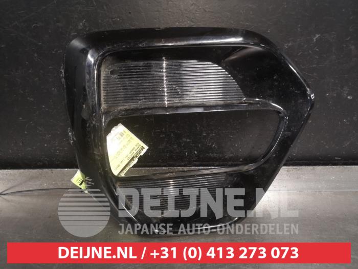 Kia Carens Bumper Rooster O527687