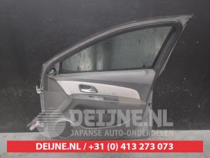 Chevrolet Cruze Front door 4-door, right O528048 photo 2