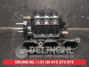 Gebruikte Inlaatspruitstuk Suzuki Alto 1.0 12V Prijs € 50,00 Margeregeling aangeboden door V.Deijne Jap.Auto-onderdelen BV