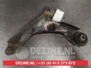 Chevrolet Aveo Front lower wishbone, right O528273 photo 2