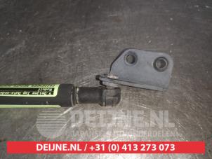 Mazda CX-3 Gasdämpfer rechts hinten O528364 foto 2
