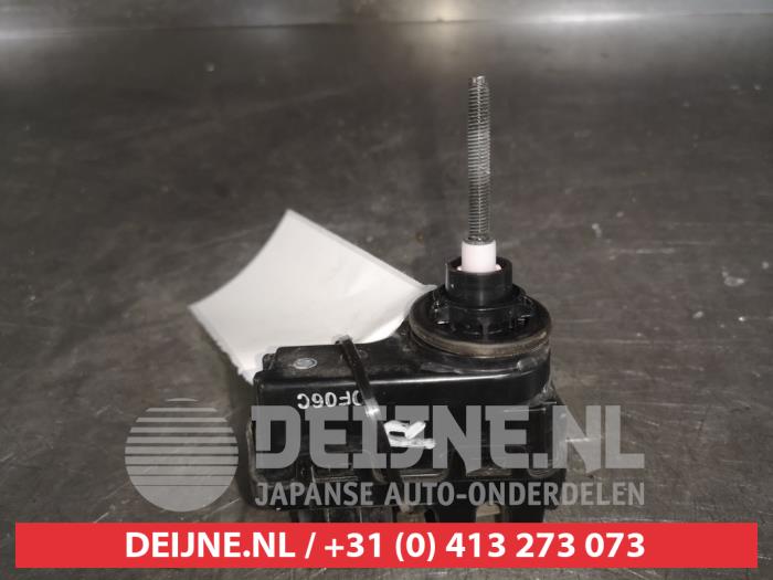Mazda 3 Koplampmotor O528438