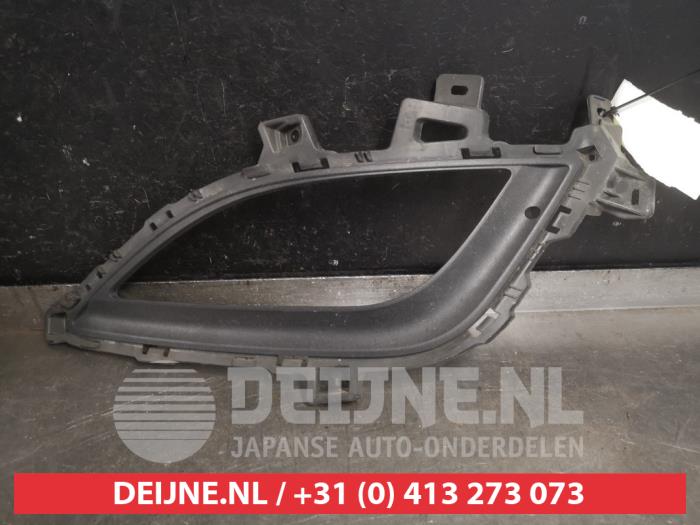 Hyundai I30 Bumper Rooster O528605