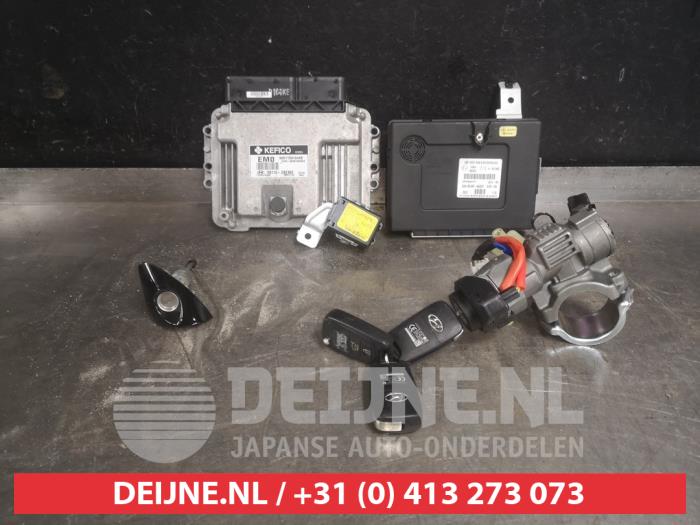 Hyundai I30 Computer Motormanagement O528817