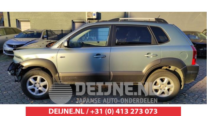 Hyundai Tucson Türscheibe 4-türig links vorne O528992