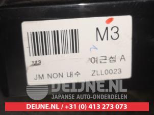 Hyundai Tucson Kachel Bedieningspaneel O529017 foto 3