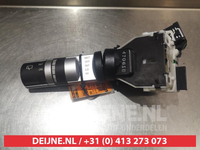 Nissan 350 Z Ruitenwis Schakelaar O309750