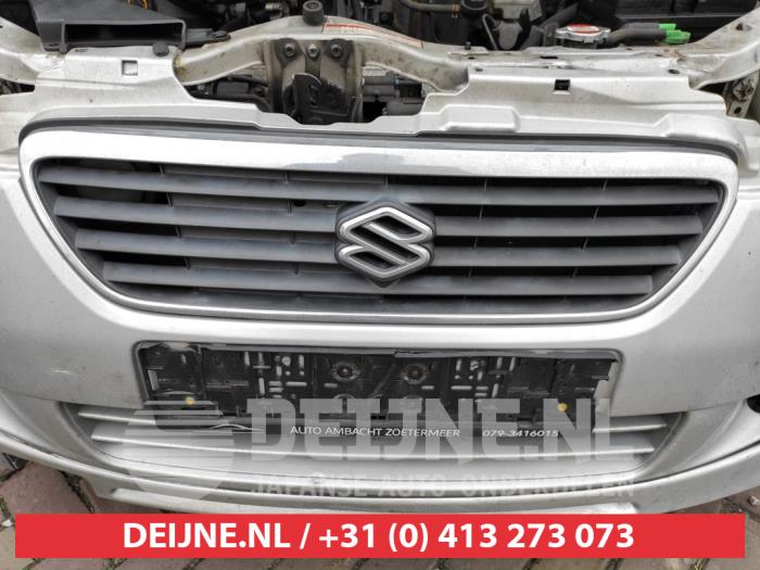Suzuki Wagon R+ Grille O529392