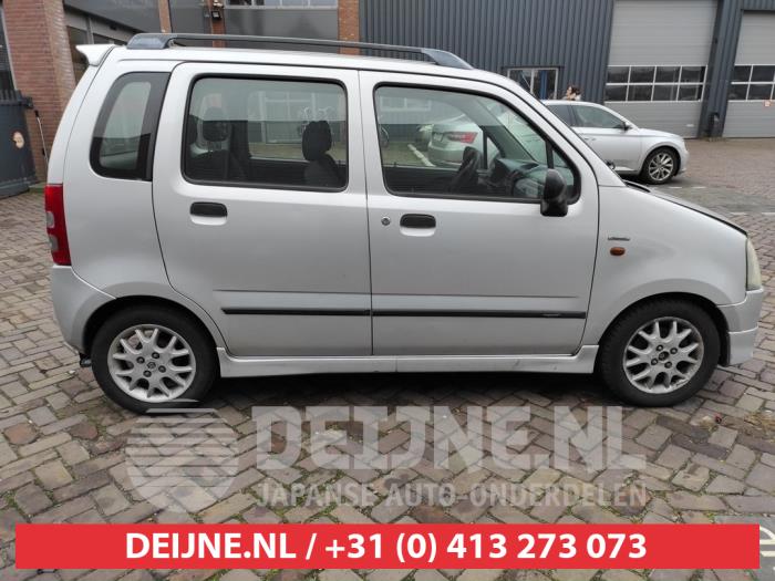 Suzuki Wagon R+ Driehoeks Ruit rechts-voor O529424