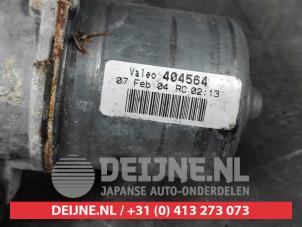 Honda Civic Scheibenwischermotor vorne O529428 foto 3