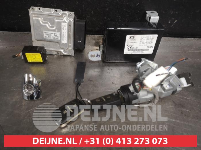 Kia Picanto Kontaktslot+Sleutel O529853