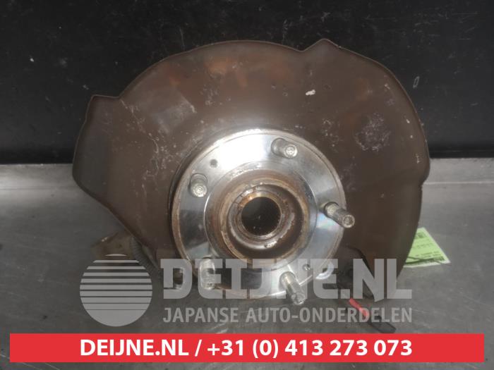 Kia Sorento Fusee rechts-voor O530221