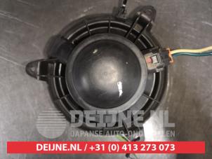 Nissan Pathfinder Kachel Ventilatiemotor O530359 foto 2