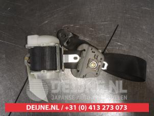 Nissan Pathfinder Rear seatbelt, right O530369 photo 2