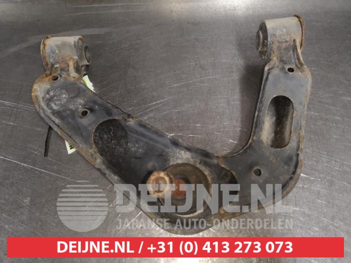 Nissan Pathfinder Draagarm Boven links-voor O530373