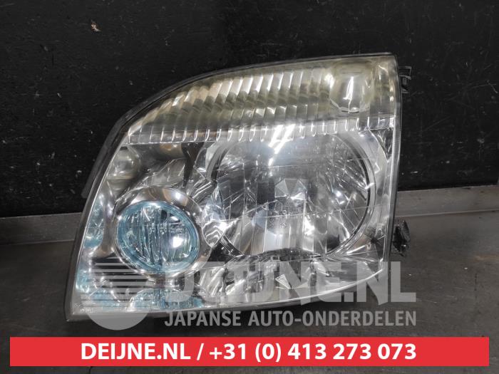 Nissan X-Trail Koplamp links O530386
