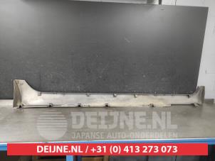 Nissan Primera Side skirt, left O530669 photo 2