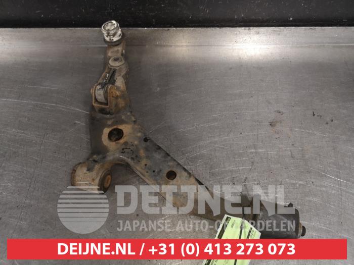 Hyundai Atos Draagarm onder rechts-voor O530714