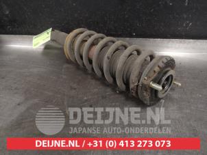 Gebruikte Achterpoot rechts Subaru Legacy Wagon (BH) 2.0 16V Prijs € 35,00 Margeregeling aangeboden door V.Deijne Jap.Auto-onderdelen BV