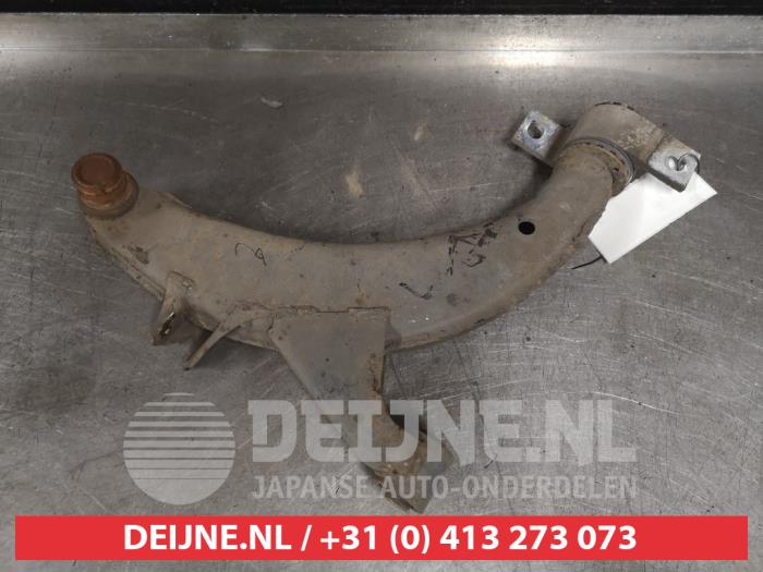 Subaru Legacy Draagarm onder rechts-voor O530764