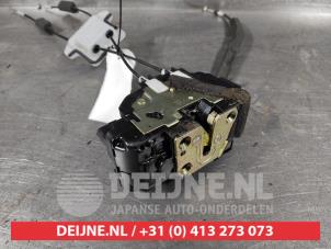 Nissan Murano Front door lock mechanism 4-door, right O530907 photo 2