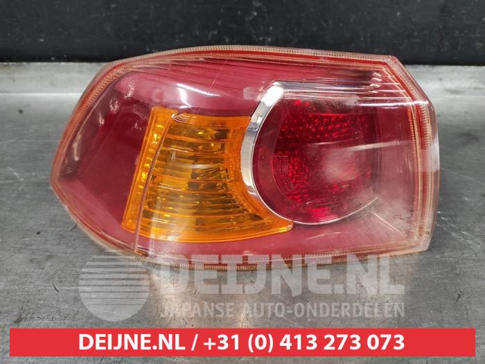 Mitsubishi Lancer Achterlicht links O531081