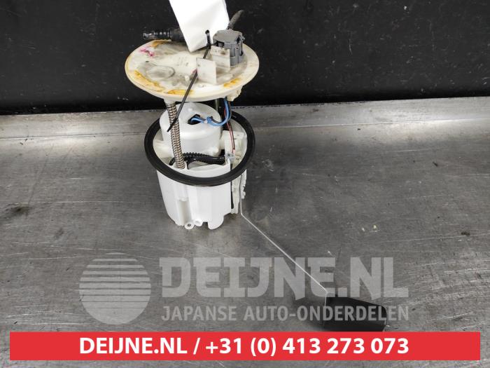 Gebruikte Tank element Pomp Mitsubishi Lancer Sports Sedan (CY/CZ) 1.5 MIVEC 16V Prijs € 50,00 Margeregeling aangeboden door V.Deijne Jap.Auto-onderdelen BV