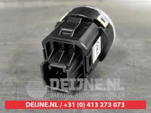 Mitsubishi Outlander Switch 2WD/4WD O531564 photo 2