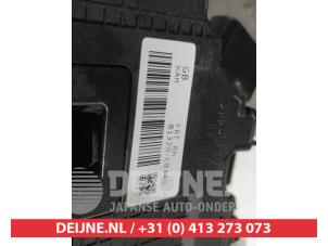 Hyundai I20 Door lock mechanism 2-door, right O531687 photo 3