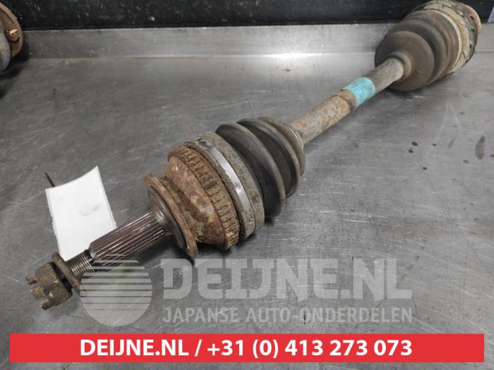 Gebruikte Steekas rechts-voor Hyundai Santa Fe I 2.0 CRDi 16V 4x4 Prijs € 75,00 Margeregeling aangeboden door V.Deijne Jap.Auto-onderdelen BV