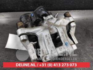 Mazda 3 Remklauw (Tang) links-achter O532094 foto 2