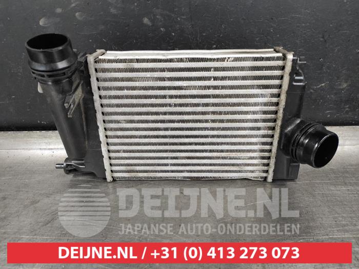 Gebruikte Intercooler Nissan Qashqai (J11) 1.2 DIG-T 16V Prijs € 100,00 Margeregeling aangeboden door V.Deijne Jap.Auto-onderdelen BV