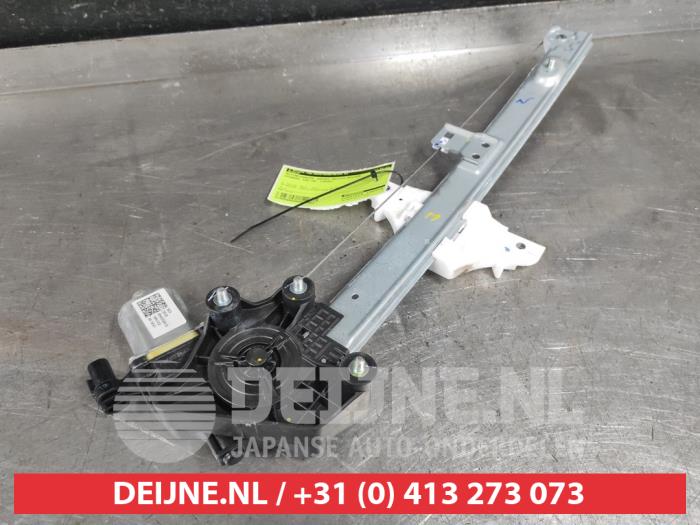 Hyundai I20 Ruitmechaniek 4Deurs rechts-achter O532363