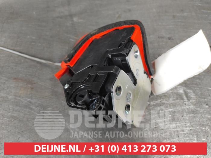 Hyundai I20 Deurslot Mechaniek 4Deurs rechts-achter O532364