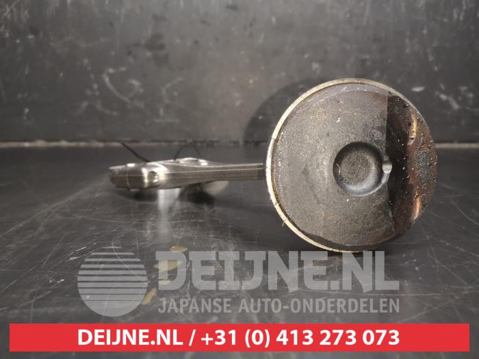 Gebruikte Zuiger Mazda 3 Sport (BP) 2.0 SkyActiv-G 122 Mild Hybrid 16V Prijs € 50,00 Margeregeling aangeboden door V.Deijne Jap.Auto-onderdelen BV