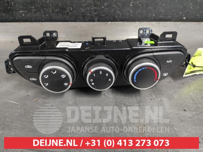Hyundai I10 Kachel Bedieningspaneel O532584