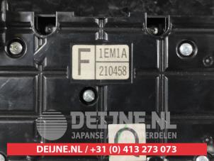 Nissan 370Z Navigation control panel O532638 photo 3
