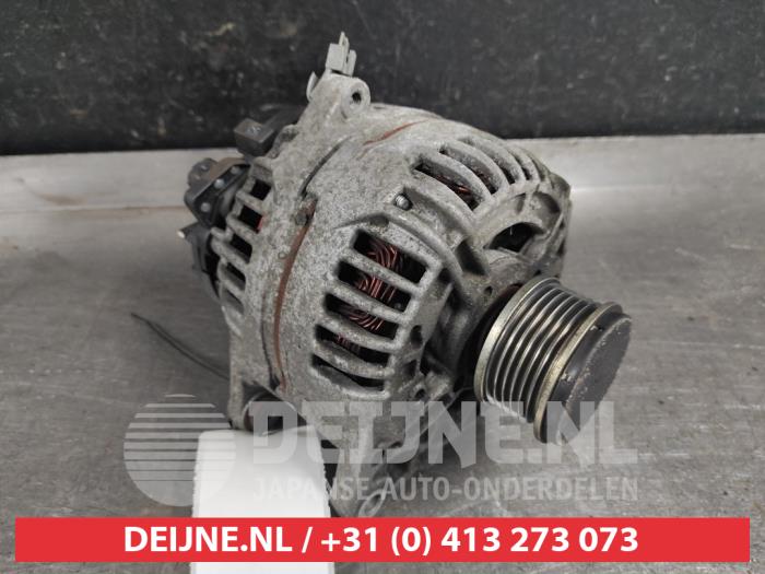 Gebruikte Dynamo Nissan Qashqai (J10) 1.5 dCi DPF Prijs € 35,00 Margeregeling aangeboden door V.Deijne Jap.Auto-onderdelen BV