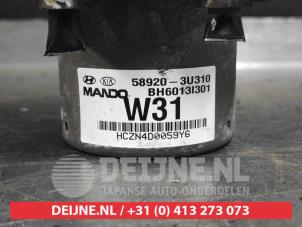 Kia Sportage ABS Pomp O532845 foto 2