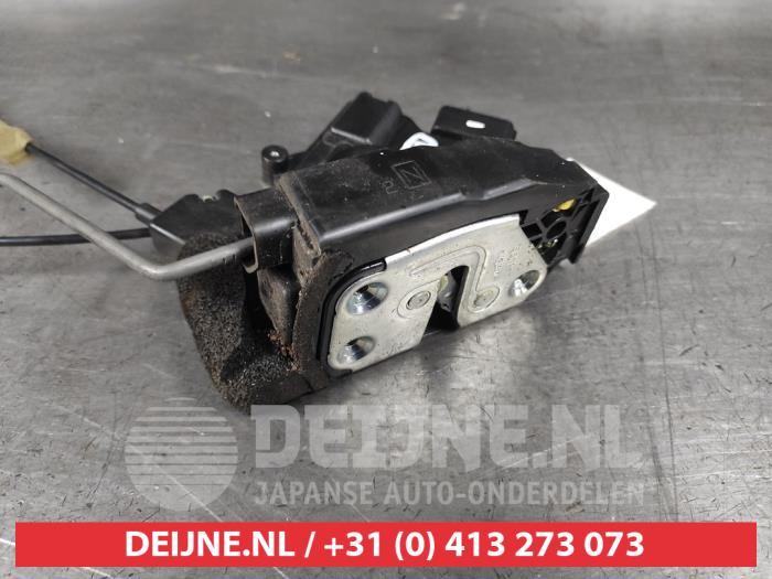 Mazda 5 Türschlossmechanik 4-türig rechts vorne O532901