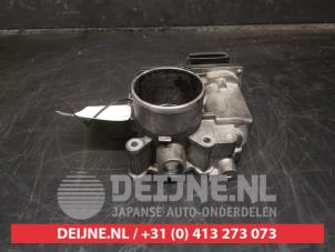 Nissan Navara Gasklephuis O533272 foto 2