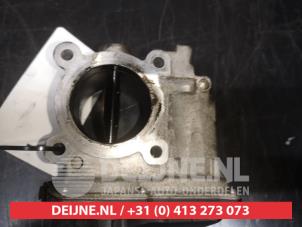 Nissan Navara Gasklephuis O533272 foto 3