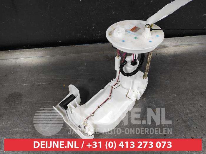 Gebruikte Tank element Pomp Suzuki Celerio (LF) 1.0 12V Dualjet Prijs € 35,00 Margeregeling aangeboden door V.Deijne Jap.Auto-onderdelen BV