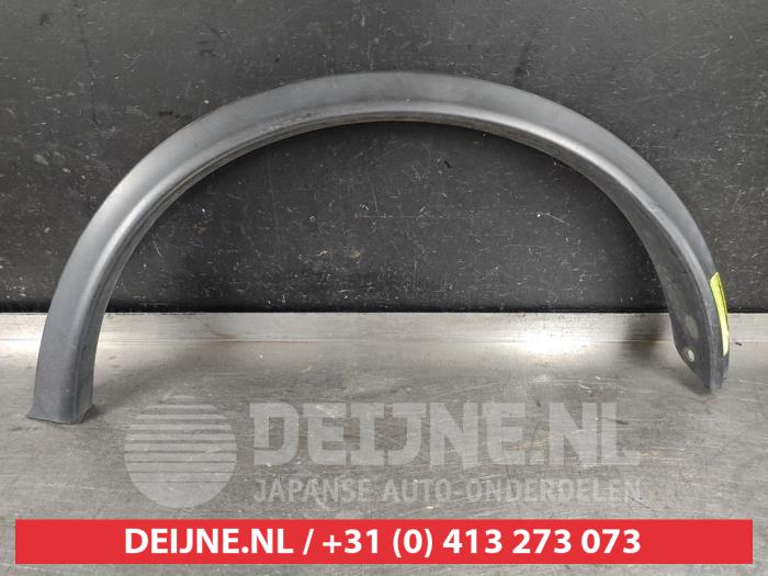 Nissan Juke Kotflügel hinten links O533660